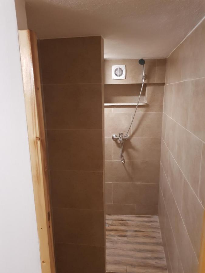 Casa Adita 2*